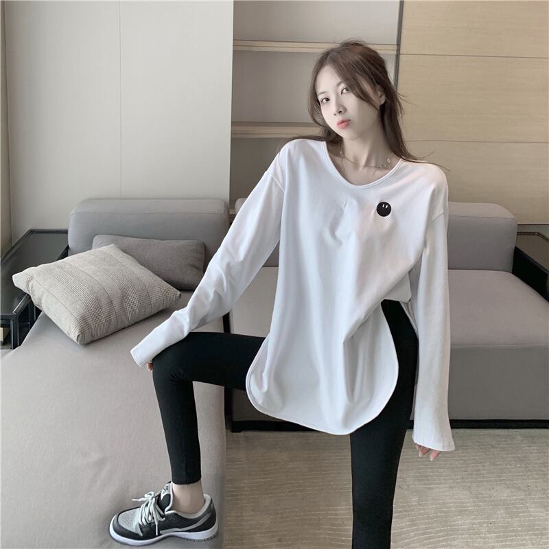 Tシャツ シャツ ベルベットルーズホワイト長袖スリーブ ロング ウィンター 冬物 ブラックストロベリース18651699001