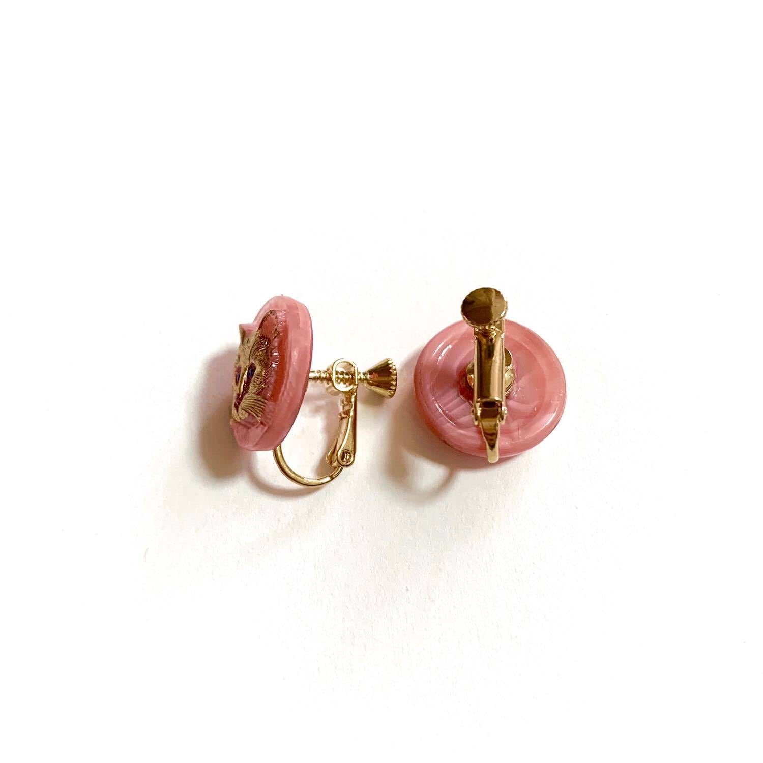 チェコ猫ボタンの〈ピアス/イヤリング〉 | Dua-アクセサリーパーツショップ