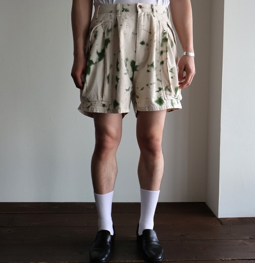 Gurank “ Camo cargo shorts ( White )”