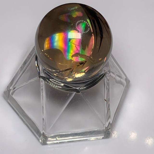 5.スモーキーアイリスクォーツスフィア