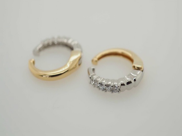 PT/K18 0.1ct ダイヤ ピアリング