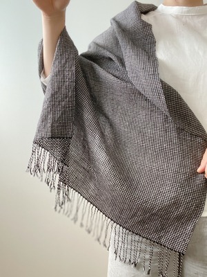 手織りシルクリネンショール（Shawl Small check pattern Black)