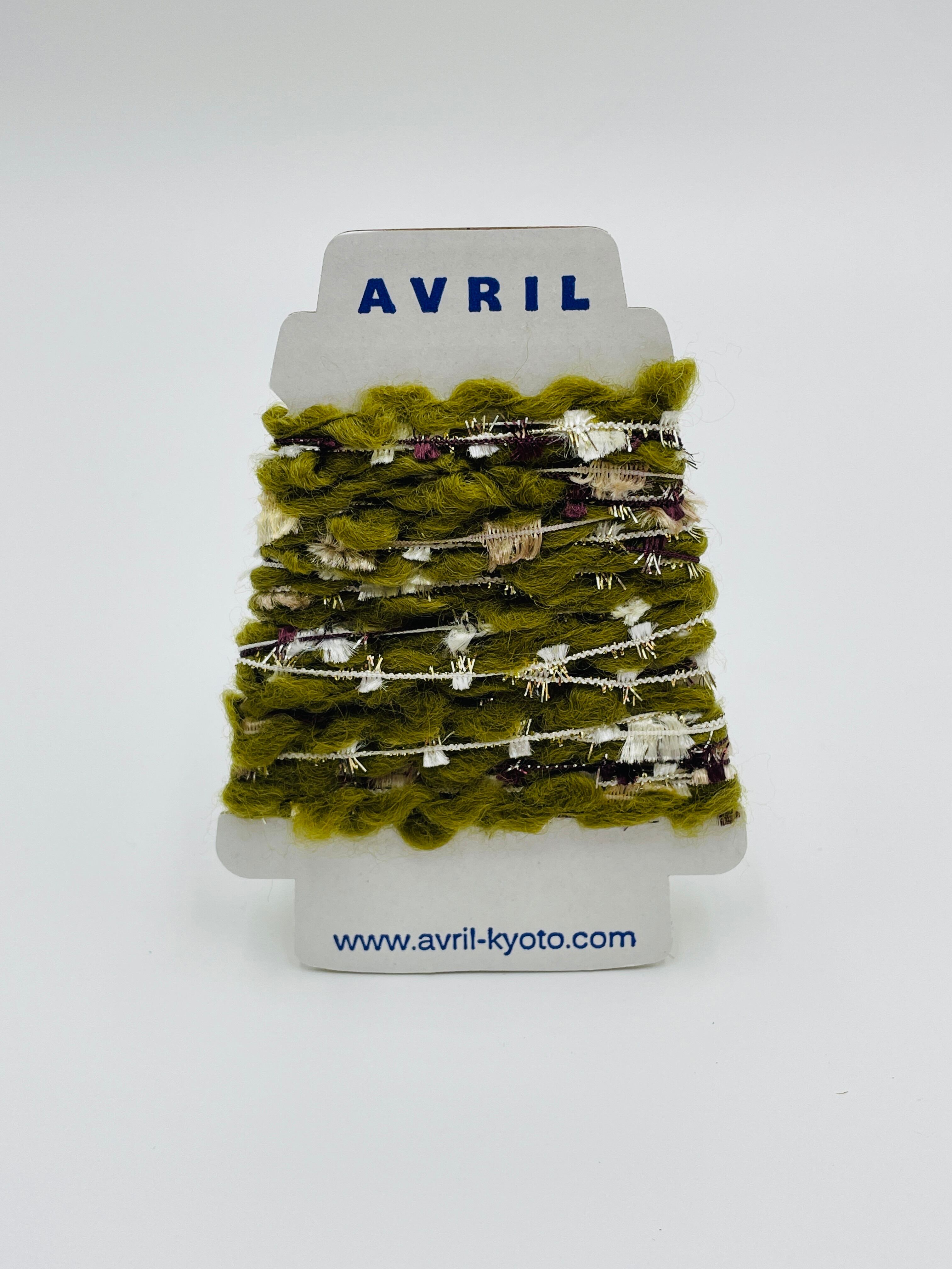 集めたくなる♬楽しい♬可愛い♡『ちょこっと巻きのファンシー糸』AVRILペラコーン252