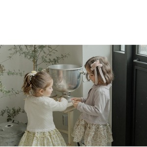 秋レース襟ニットカーディガン