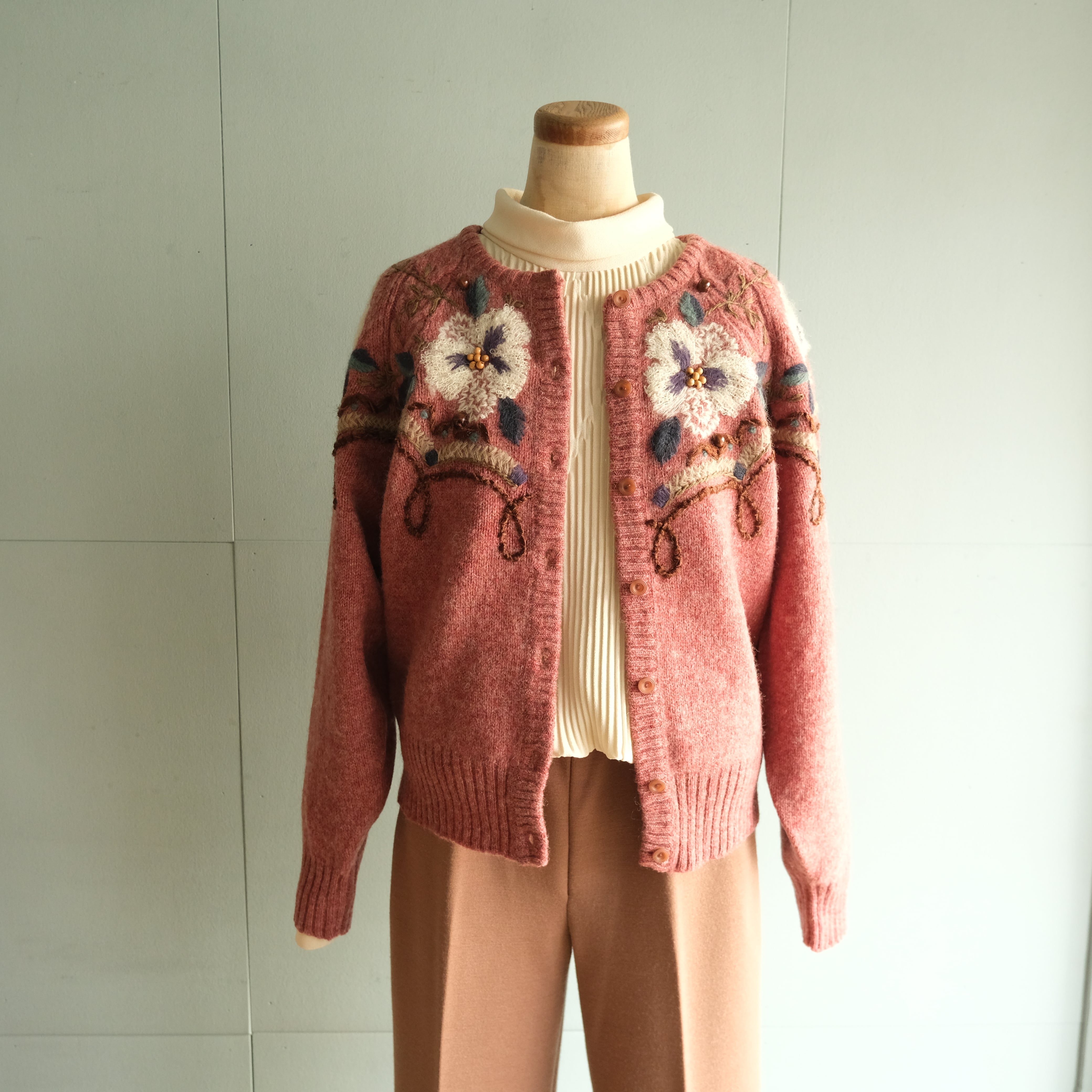 花柄ニットカーディガン | 晴と褻/ハレトケ by ototoharu;