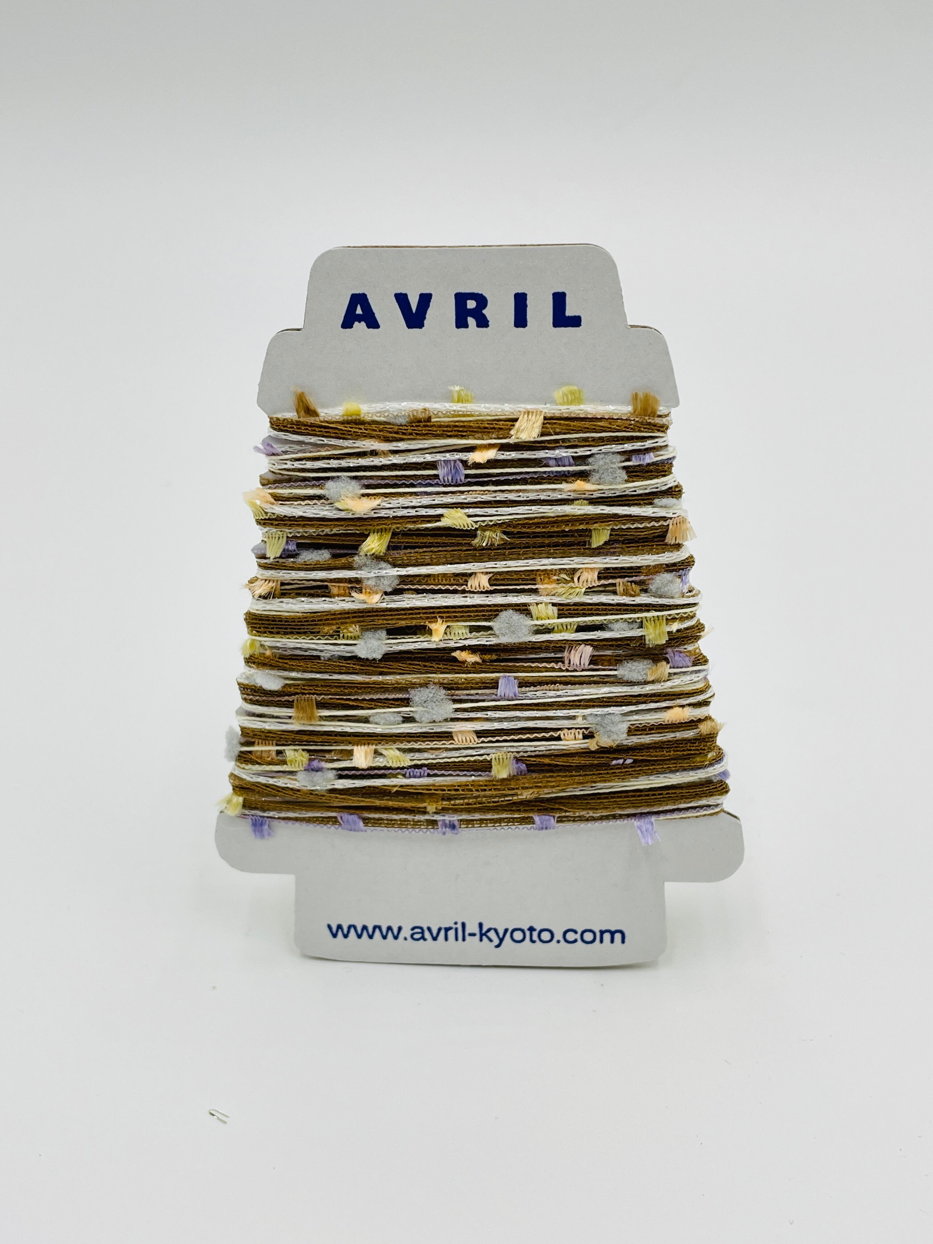 集めたくなる♬楽しい♬可愛い♡『ちょこっと巻きのファンシー糸』AVRILペラコーン284