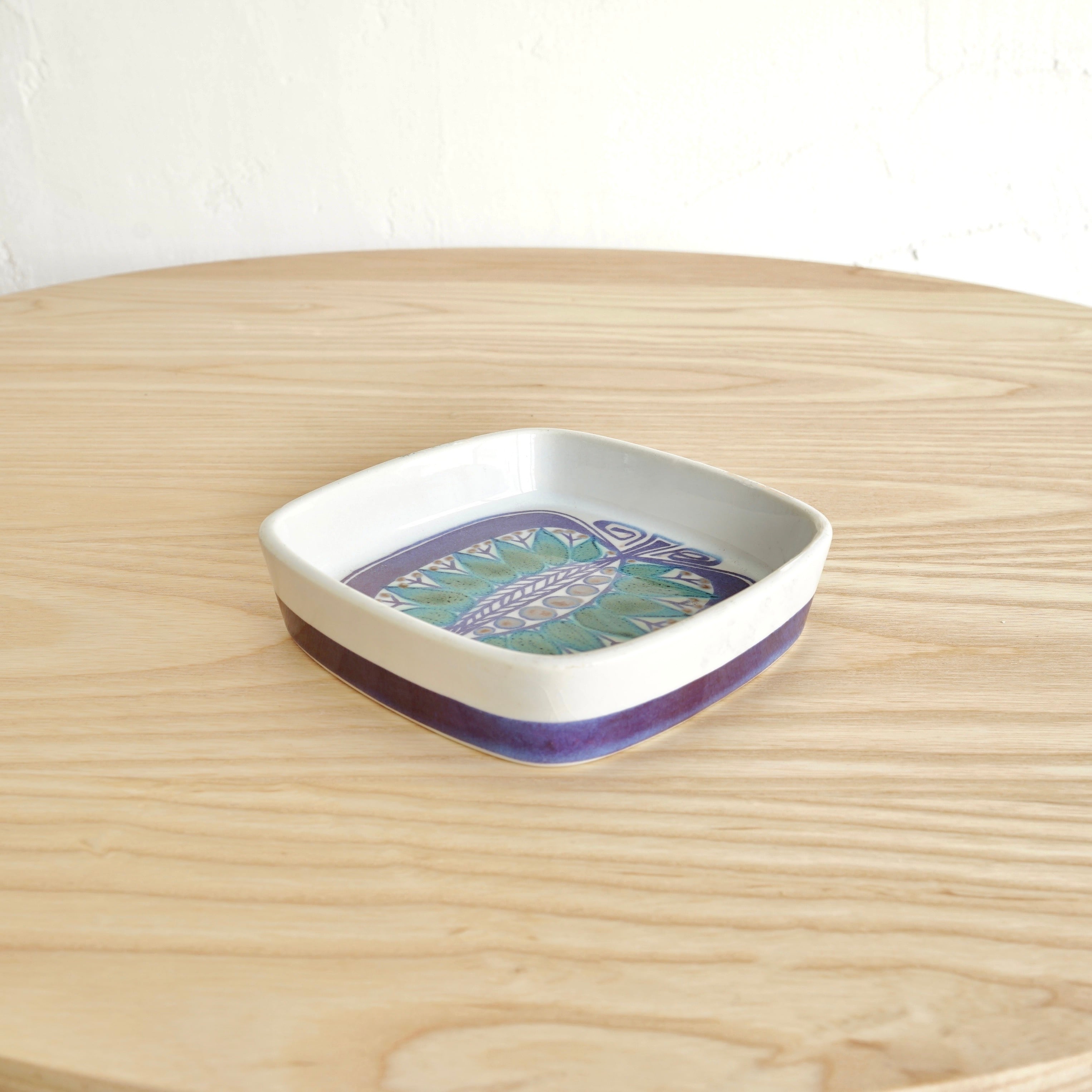 ロイヤルコペンハーゲン 北欧ヴィンテージ Tenera テネラ Aluminia