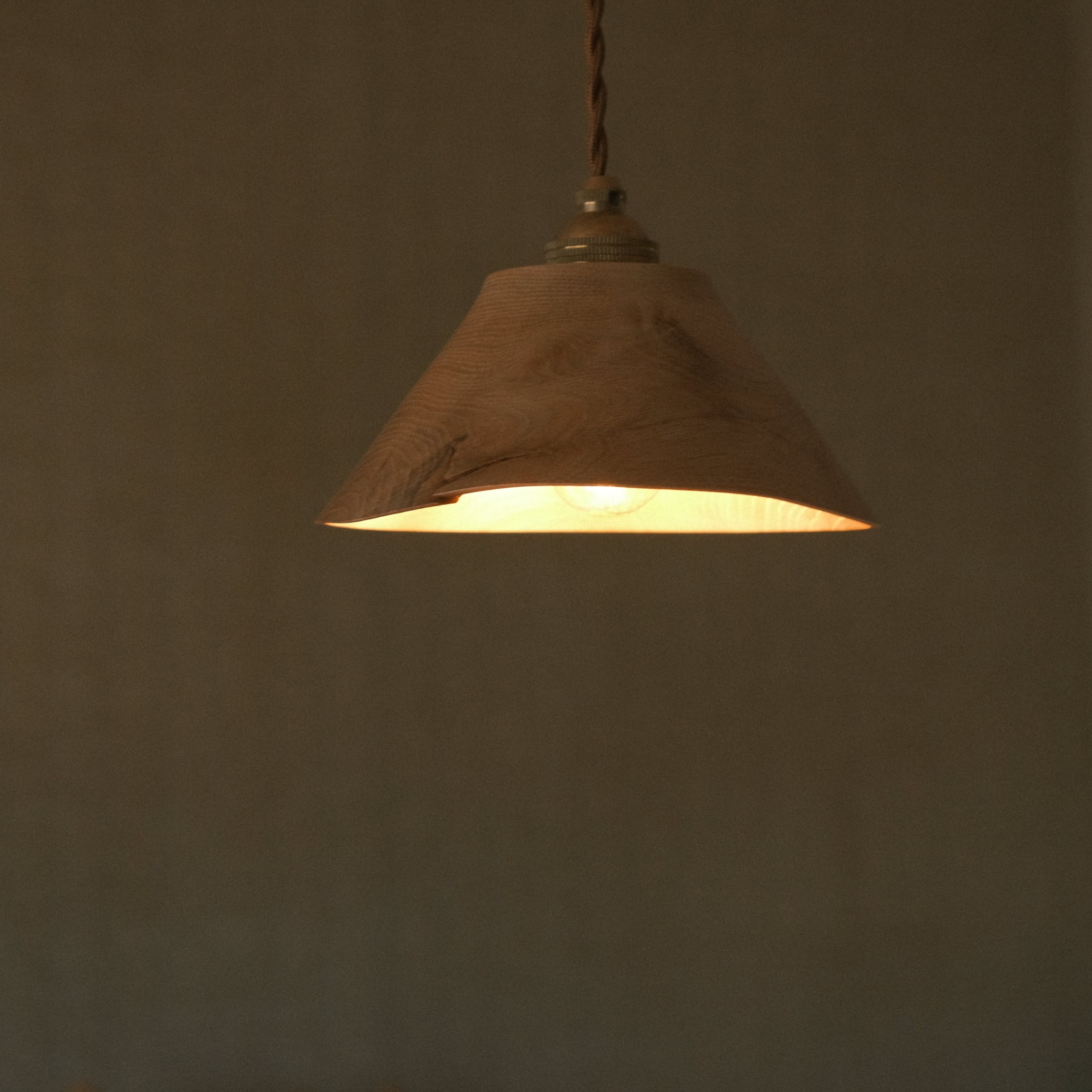 ミズナラ／lamp shade | waranoue