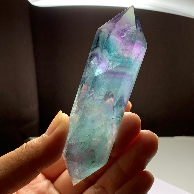 16.透明感高め！可愛い色合いフローライトダブルターミネーテッドポイント