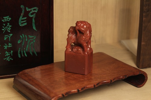 寿山石印材　蠟燭紅芙蓉石　麒麟踏浪　希少　高級印材　書道　篆刻