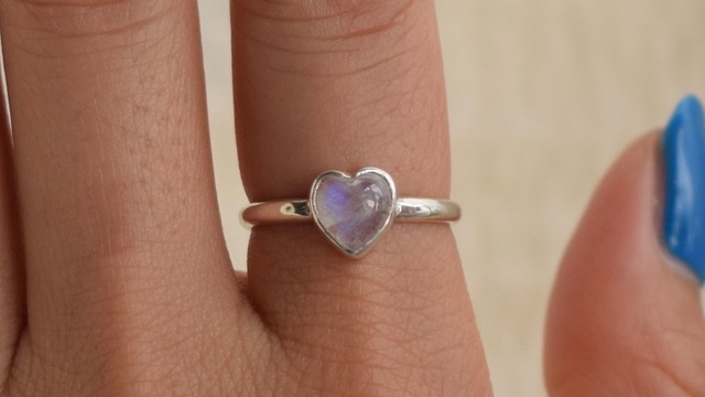 Rainbow moom stone heart ring《silver925》【受注製作】