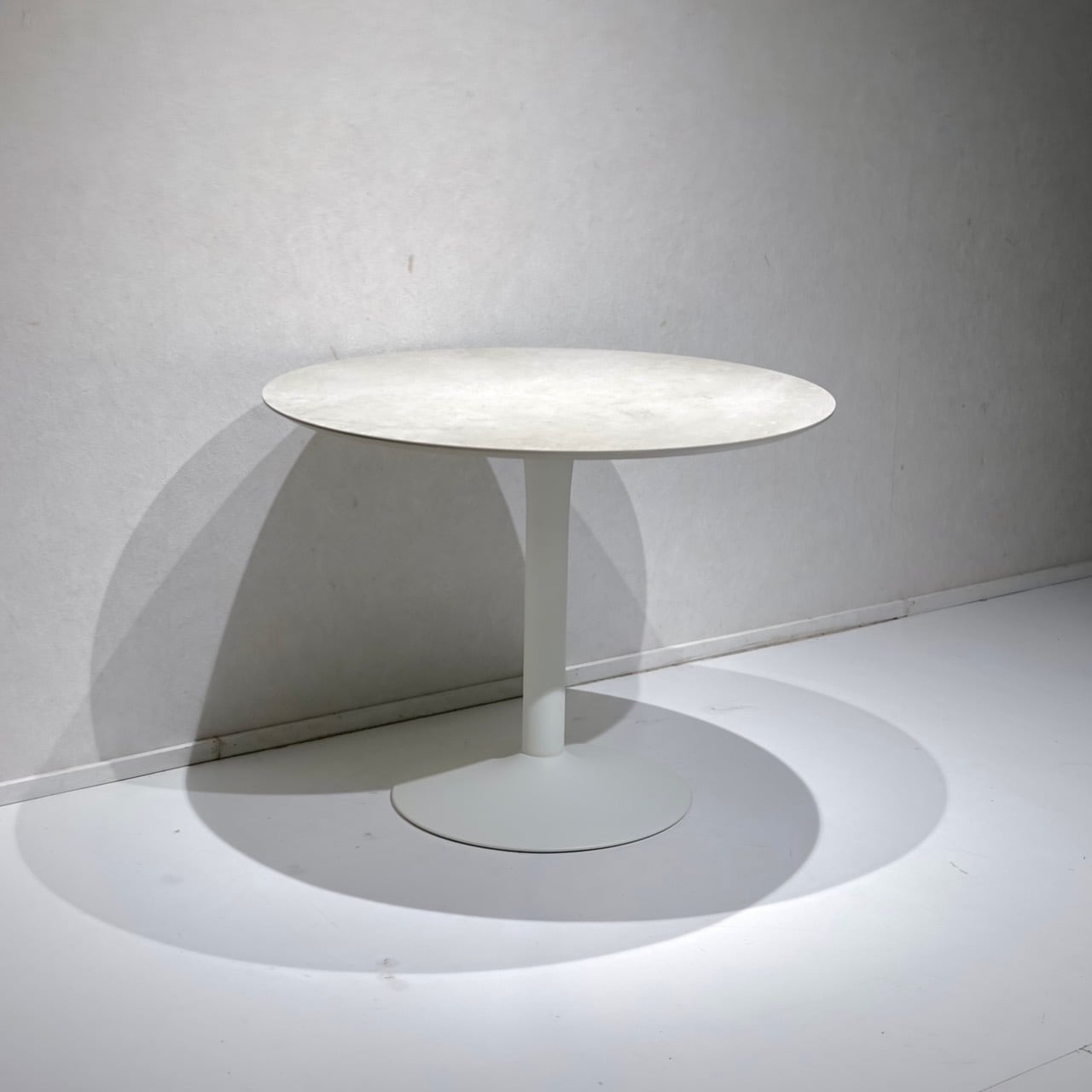 BoConcept ボーコンセプト New York ニューヨーク ダイニングテーブル