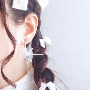 推し活 アクセサリー 概念グッズ イヤリング 痛くない ハート おしゃれ 大ぶり レディース リボン 【 ハートウイングリボン ホワイト 白 】