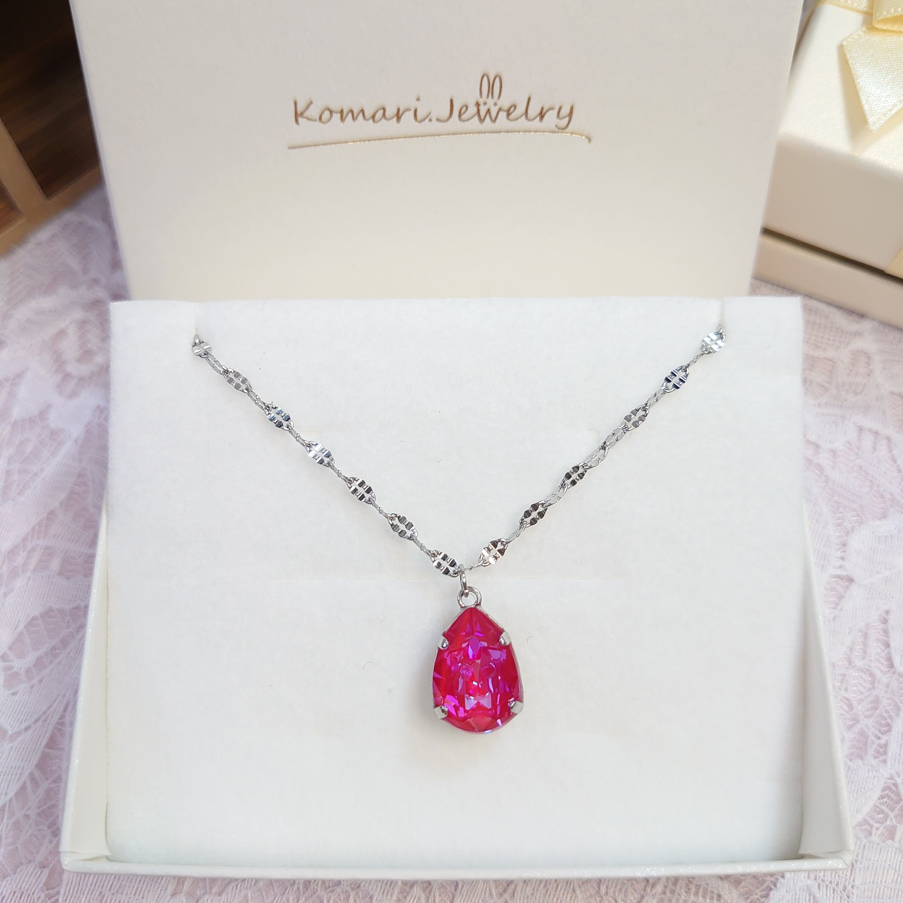 7月】桜の誕生石ネックレス(ルビー) | KomariJewelry