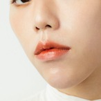 TOWI　Sheer Lip Tint 01 主人公 | brick red