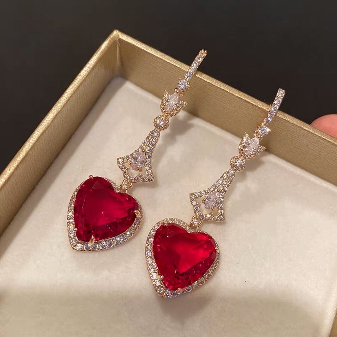ピアス ハート ゆらゆら 赤 ピアス 花柄 フラワー ネックレス 