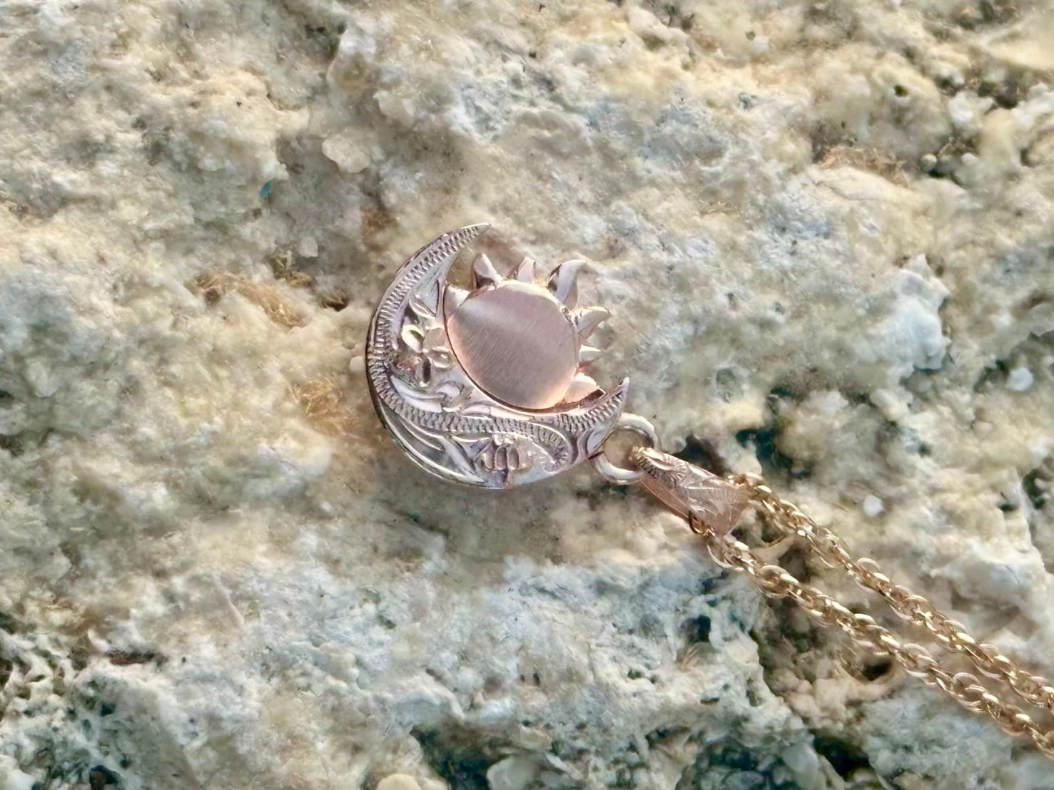 LIFE is 8th anniversary 【moon＆sun】グリーンゴールド・ゴールド・ピンクゴールド ￥12,000(￥13.200)