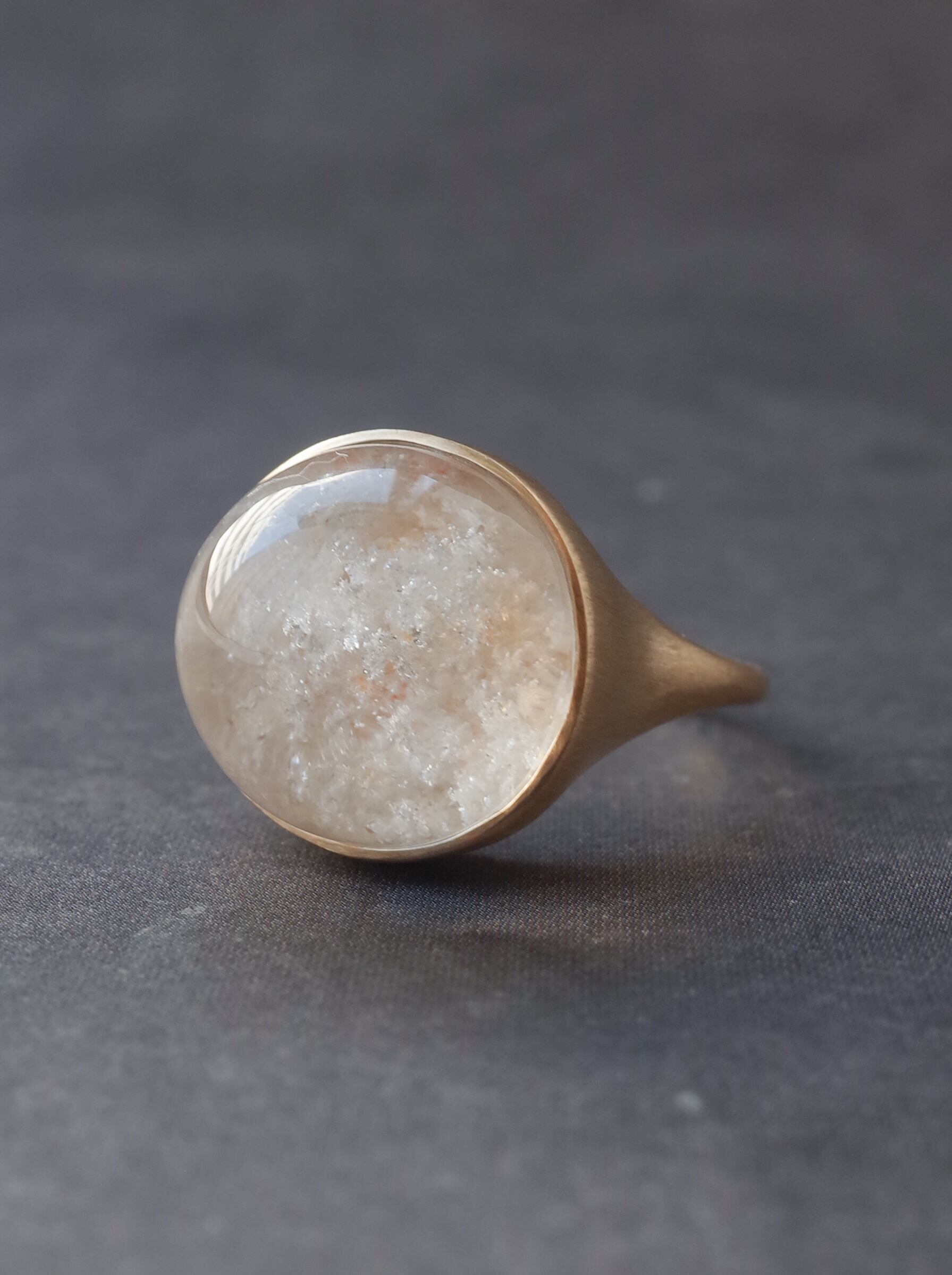 White Garden Quartz Ring - 11 | MOEMI SUGIMURA