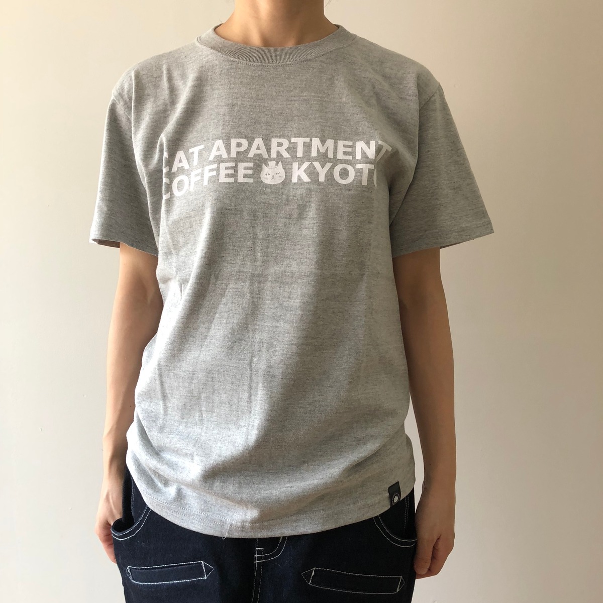 ロゴTシャツ（アッシュ・杢グレー） | Cat Apartment Coffee WEB SHOP