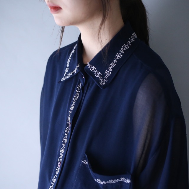 "刺繍" 蔦 motif design XXX over silhouette h/s shirt