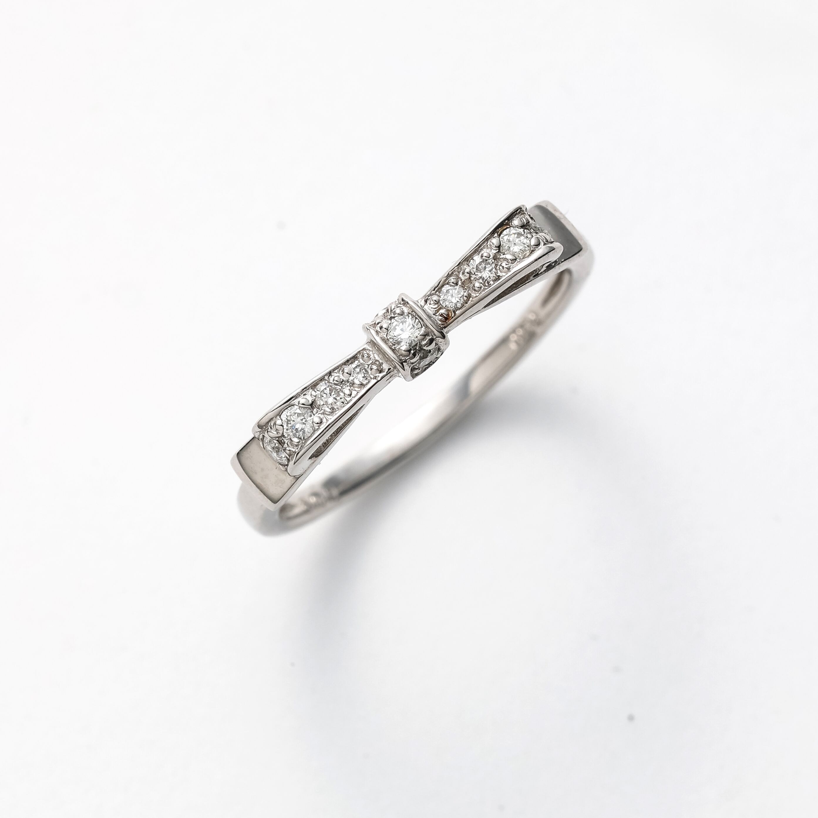 プラチナ pt950 リング ダイヤ1.008 0.05ct 9号 7.96 g