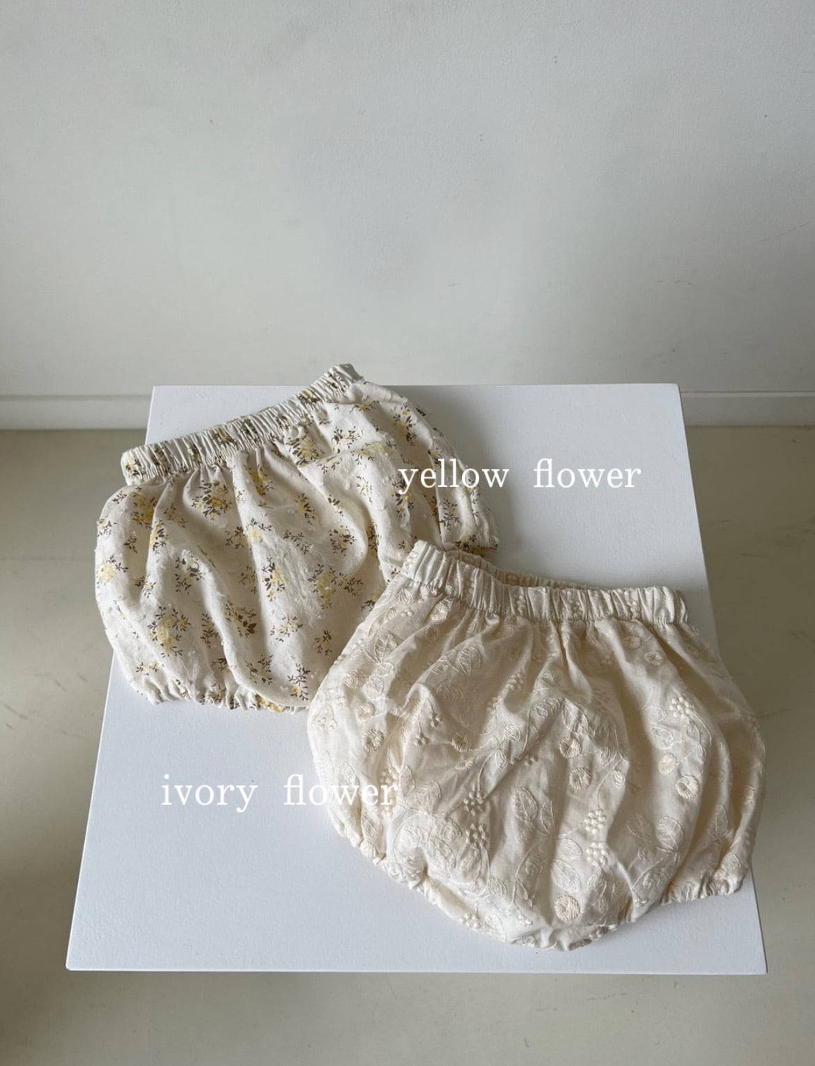 さよならブルマ。 = farewell bloomers. さよならブルマ。 = farewell bloomers. Oceana Blue Satin Ruffle