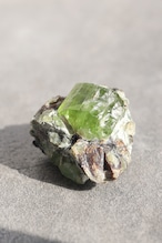 ペリドット「太陽の雫」Peridot|天然石 原石 鉱物 パワーストーン | PD-H-003