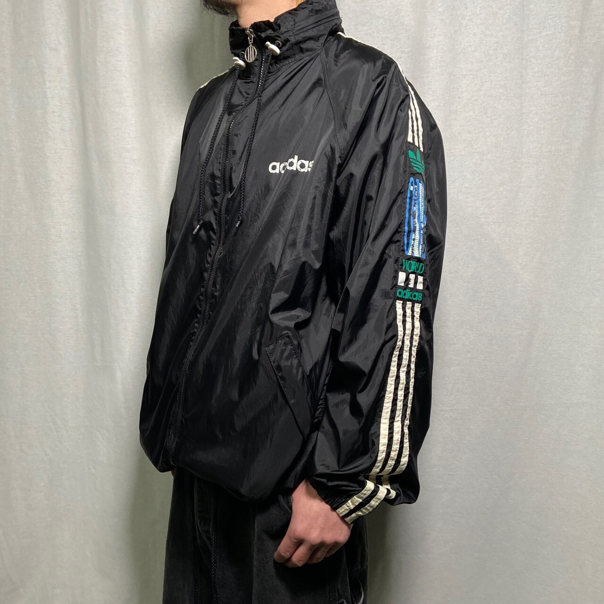 80年代 adidas アディダス ONE WORLD ナイロンジャケット トラック 