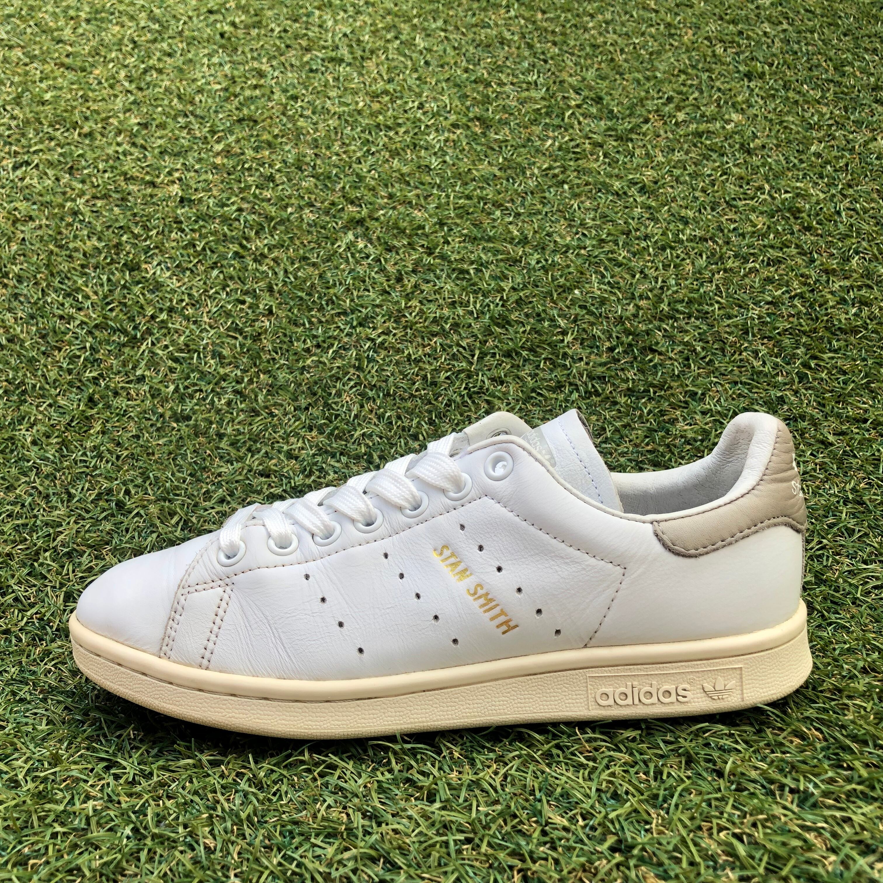 adidas STANSMISTH アディダス スタンスミス HT242