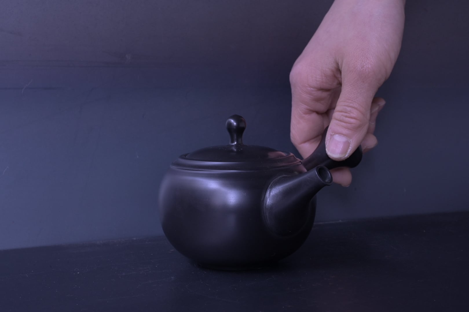 吉川雪月 茶注（黒）研出 | 鎌倉倶楽部 茶寮