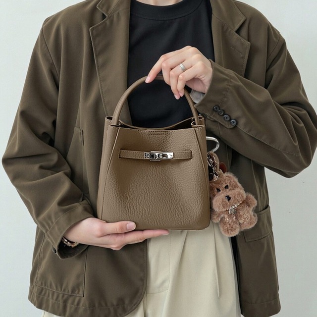 全4色/Dog charm bucket mini bag　B3801