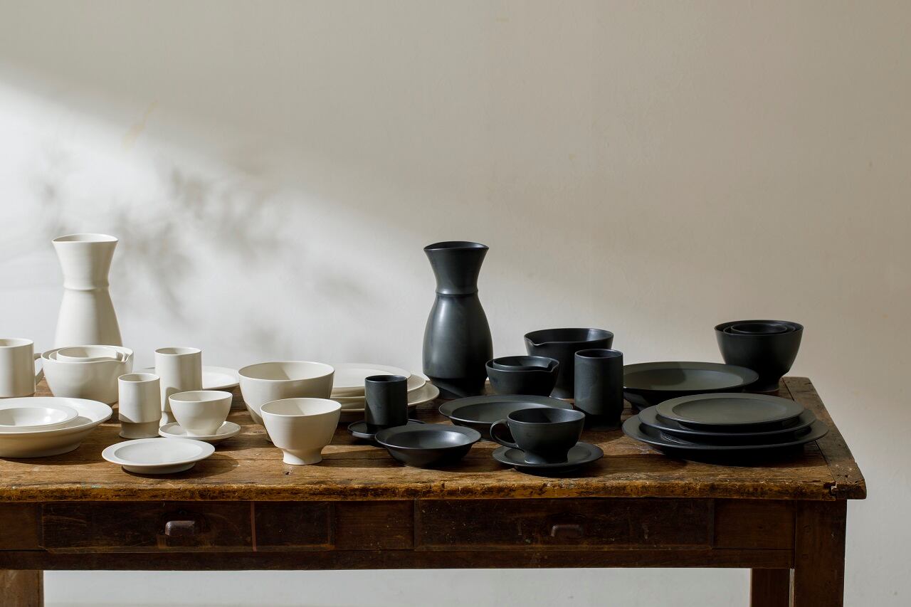 Une / Spout bowl / S （フォレストグリーン）