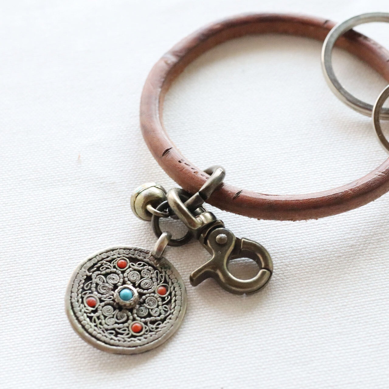 アッセンブル レザーキーリング｜Assemble ONE-OFF Leather Keyring｜A005