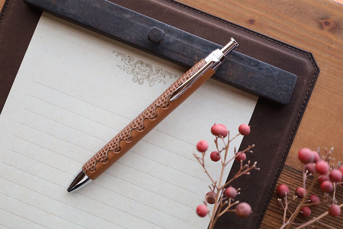 TACHIWAKI：シュリー×リザード (シュリザード) | SHINARI