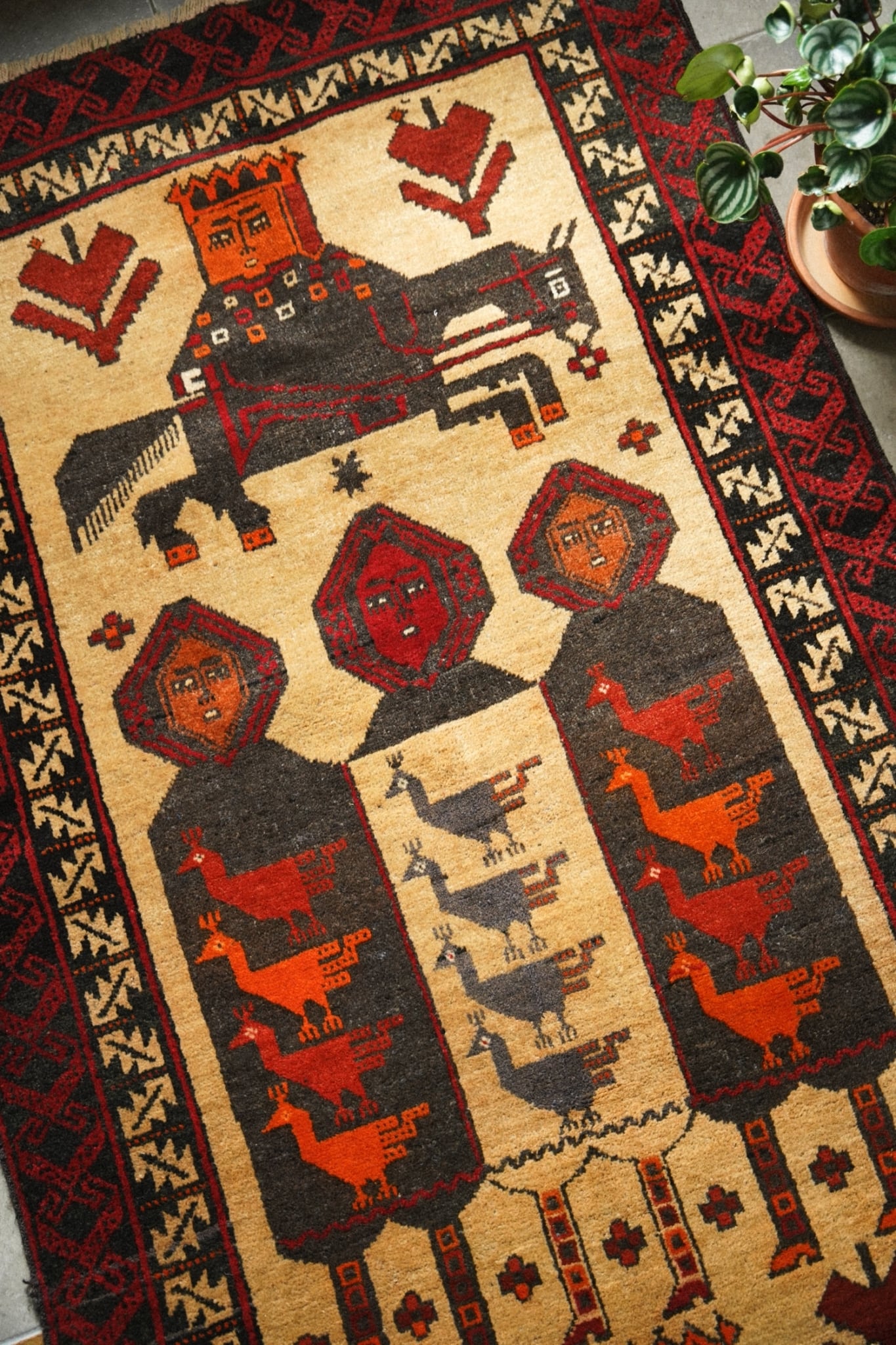2273 - Vintage Baluch rug