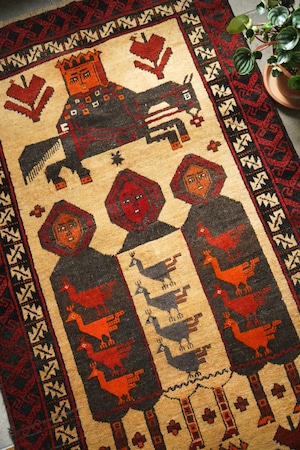 2273 - Vintage Baluch rug