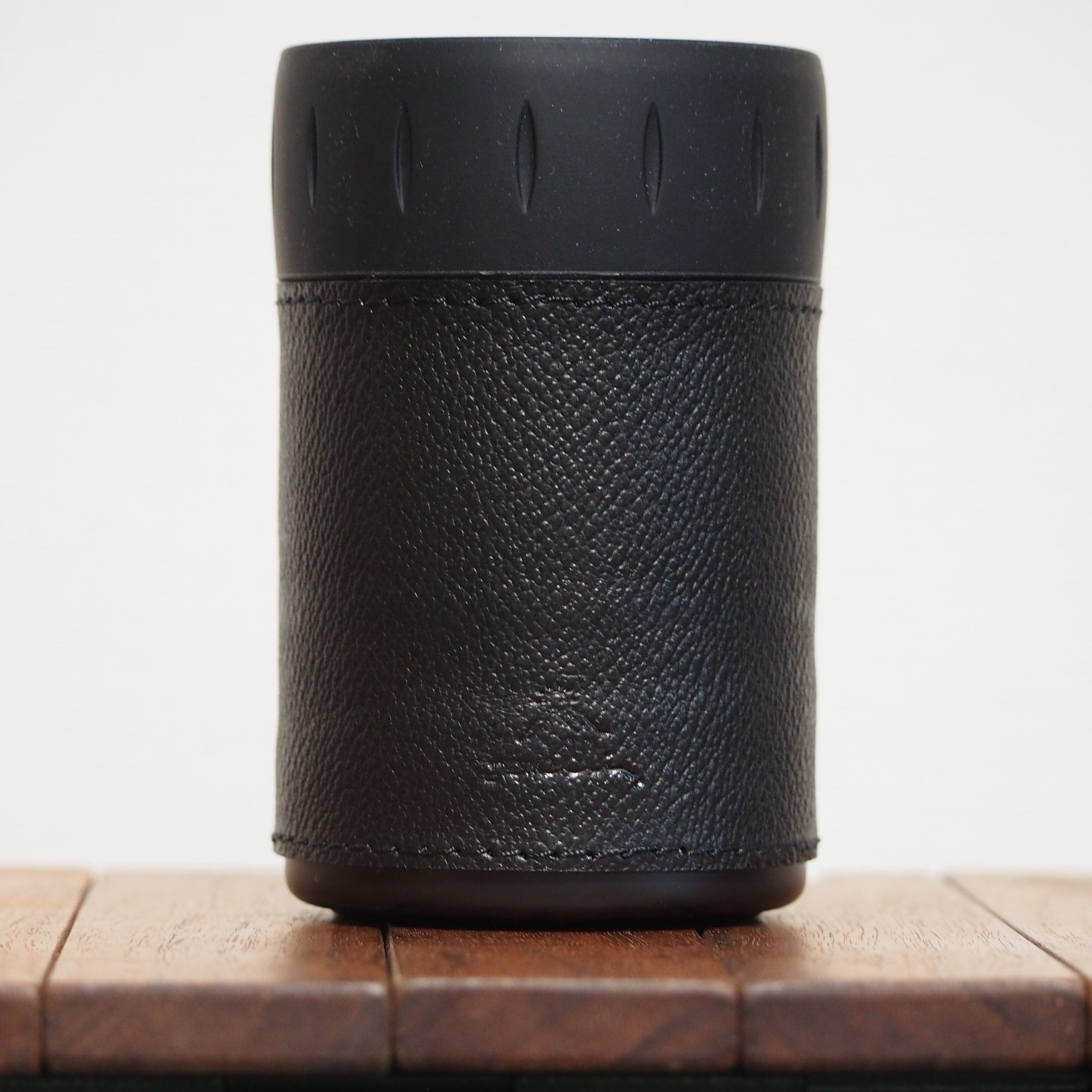 サーモス保冷缶(350ml)レザーカバー ブラック | gemelli（ジェメリ）