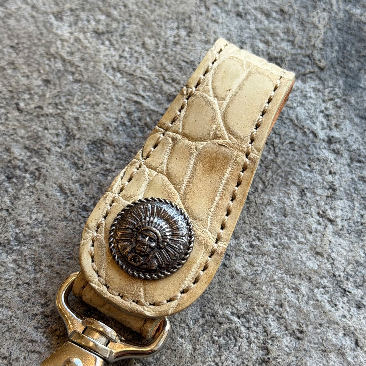 【限定商品】キーリング チーフコンチョ クロコダイル(ベージュ)