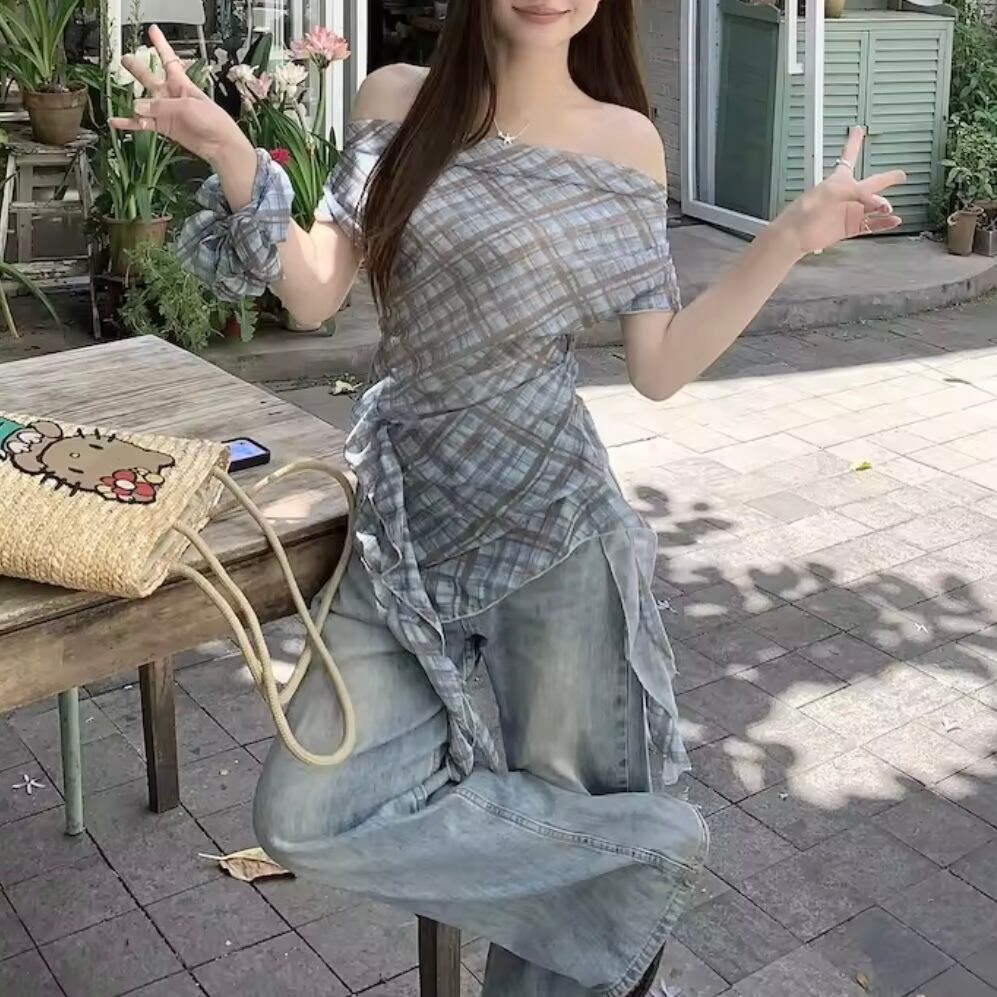 スパイシーヘムオフショルトップス