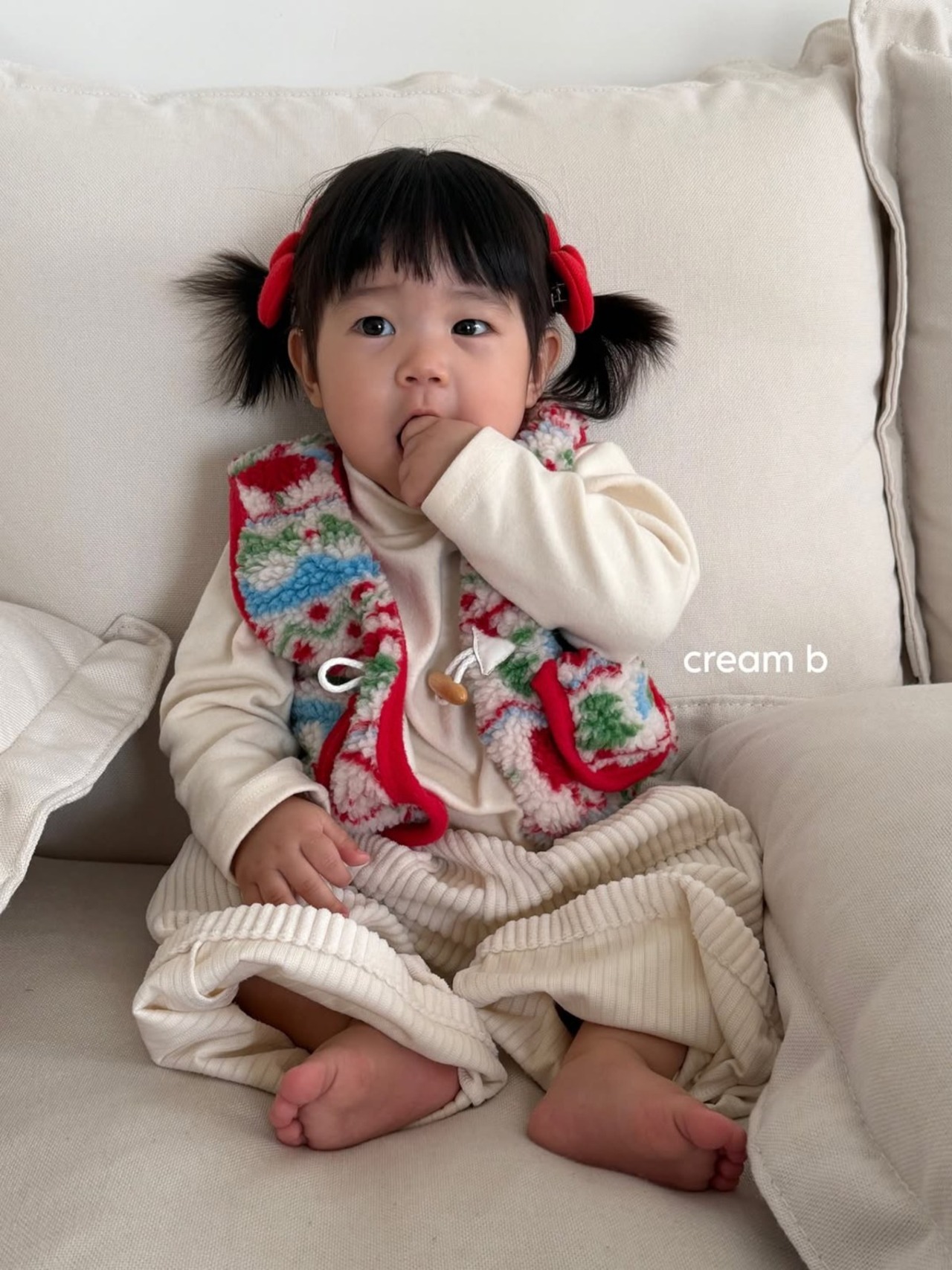韓国子供服 / 26winter / cream bbang / アップルツリーボアベスト / キッズ / 冬服 *XS~XL*