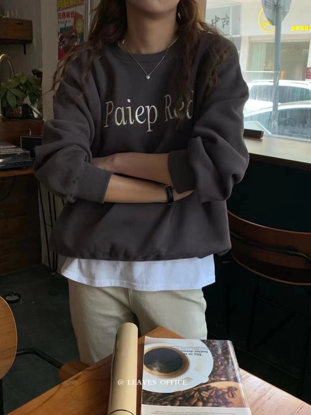 ロゴ入りトレーナー　AJ2085-251