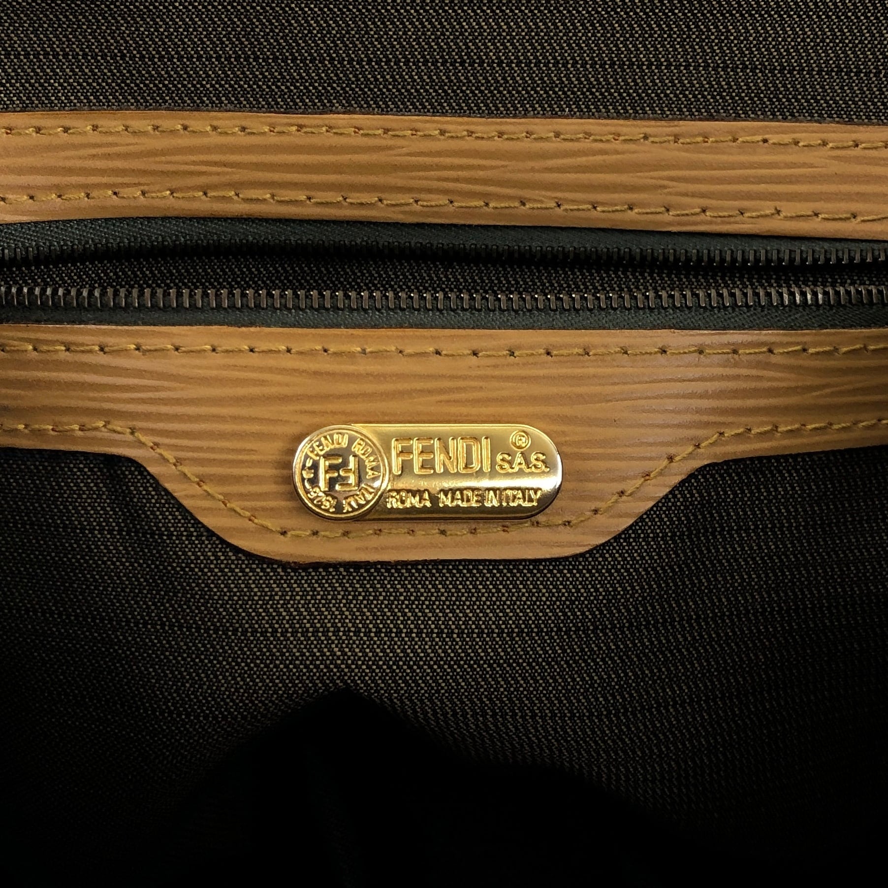 FENDI フェンディ ズッカ ハンドバッグ ブラウン ロック ジャガード