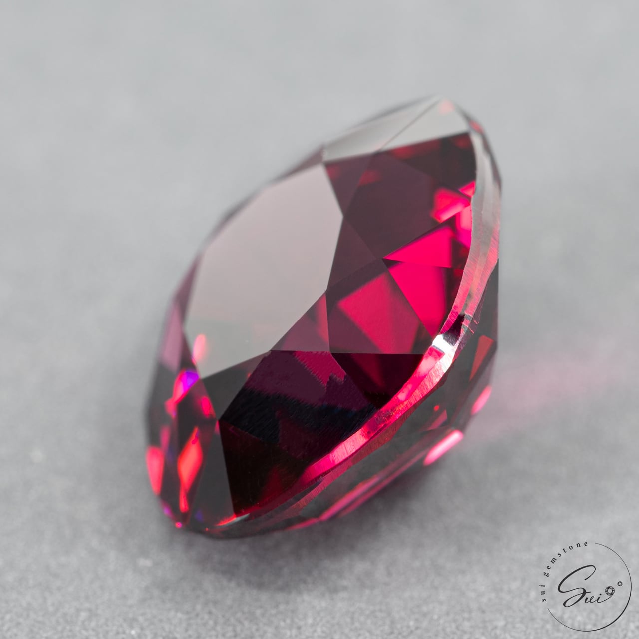 天然 ロードライトガーネット・パープリッシュレッド 4.02ct GLC簡易