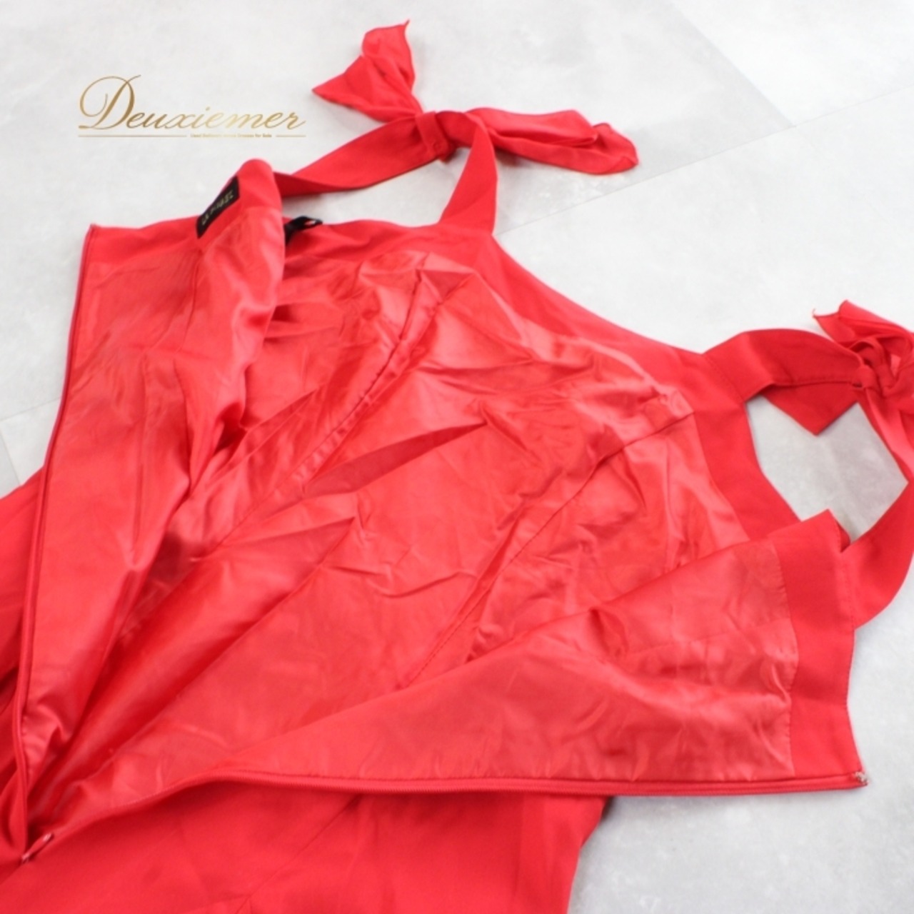 社交ダンス 衣装 スタンダード ドレス ワンピース レッスンウェア パーティドレス LA FORET 赤 レッド系 無地 リボン ボディライン カジュアル シンプル エレガント フェミニン ドレッシー 伸びない 薄手 大人 ステージ用 舞台衣装 特別イベント 夏祭り 体型カバー 通気性 かわいい リボン付き スカート フレアデザイン たっぷりエレガンス 着心地良い お手入れ簡単 旅行 合コン デート