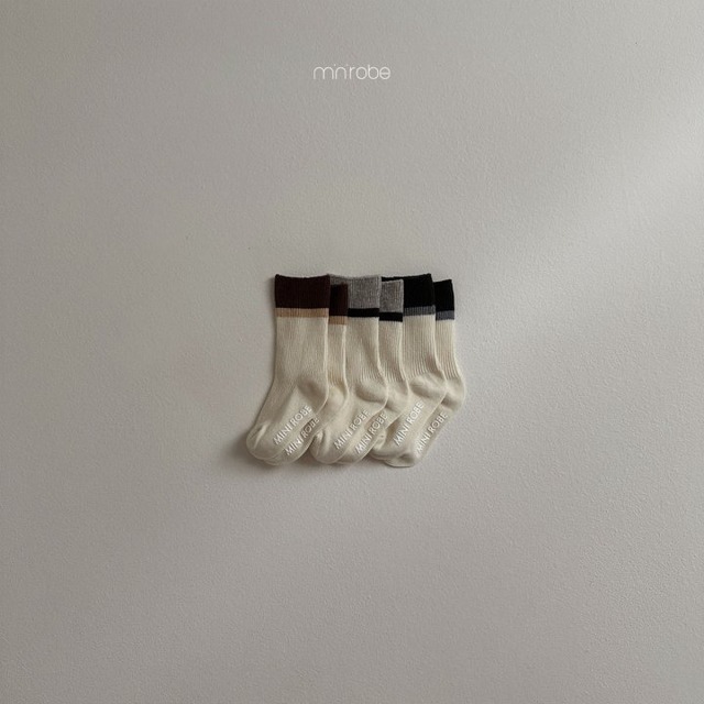 minirobe25wn_Fudge Socks