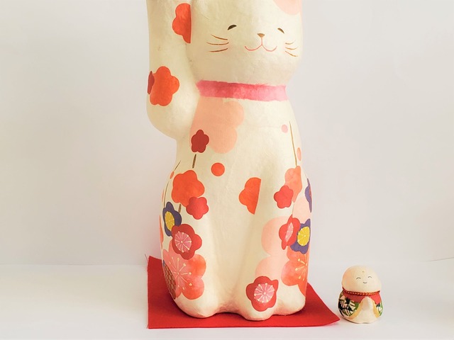 ちぎり和紙の花笑み(大)和み招き猫