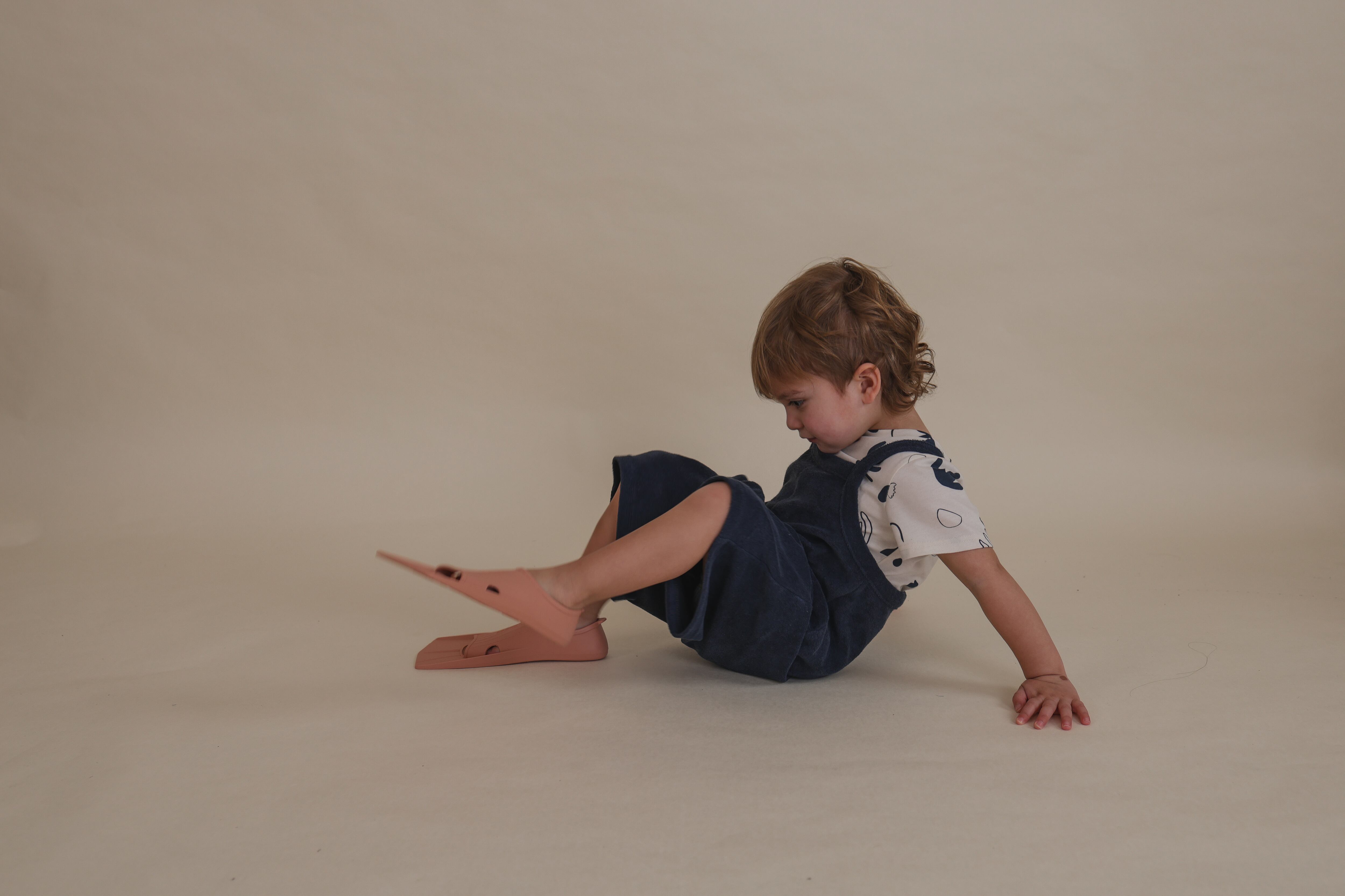 organic zoo】Navy Terry Cropped Dungarees | RIRIBELL