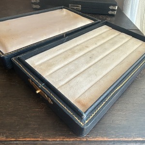 Vintage リングコレクションケースB 中型ハイカラ