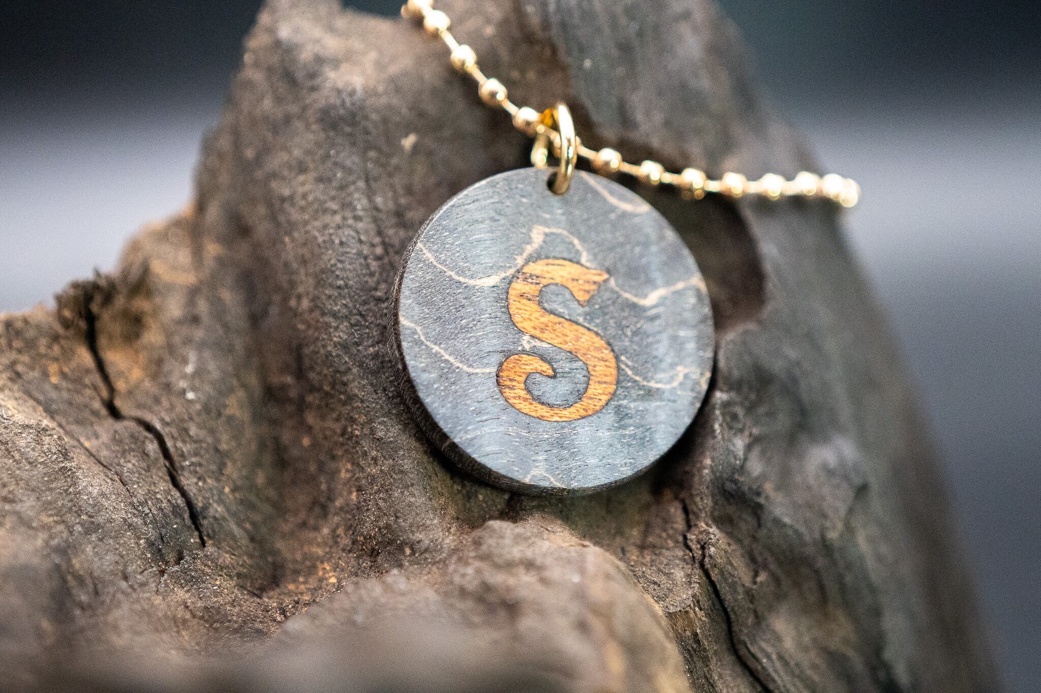 スタビライズドウッド メープル ラウンド タグ イニシャル