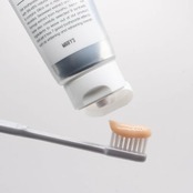 【国産オーガニック歯磨き粉】MARFY'S WHITE(マーフィーズホワイト) 歯磨き粉 オーガニック 無添加 白さ追求 口臭ケア 90g 日本製 発泡剤不使用 天然由来成分配合